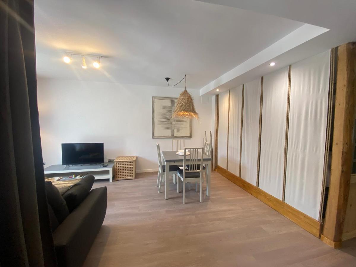 Luxury House Valencia D'Aneu Apartamento Exterior foto