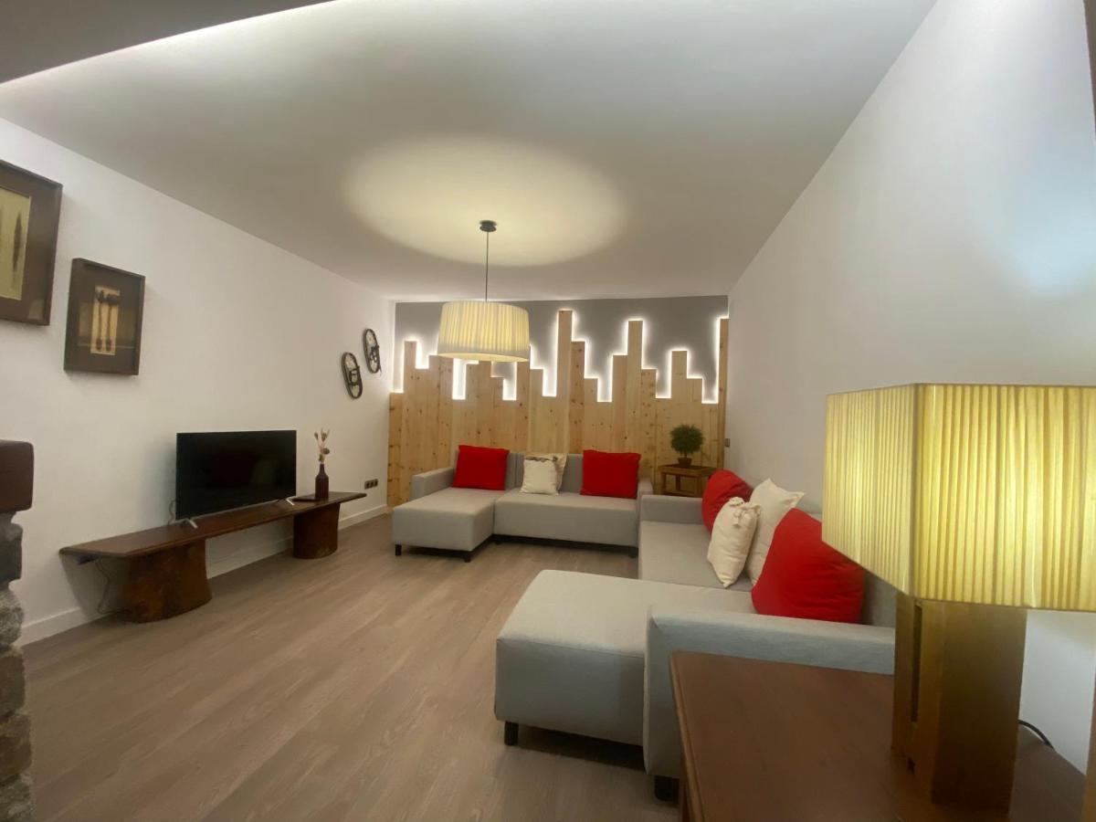 Luxury House Valencia D'Aneu Apartamento Exterior foto